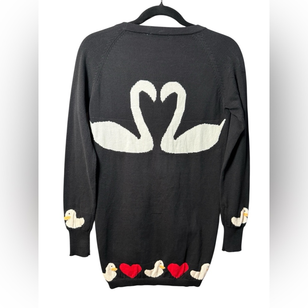 Kanvas Swan Heart Cardigan Valentine Sweater‎ Size S